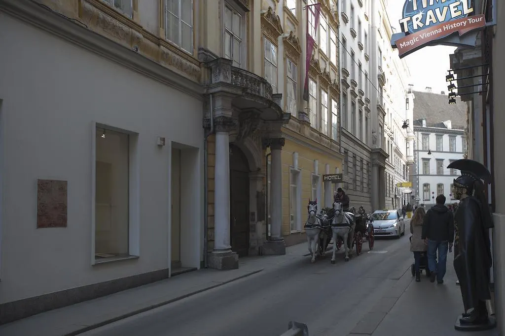Heart Of Vienna Luxury Residence Austria